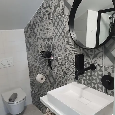 Krista Appartement *