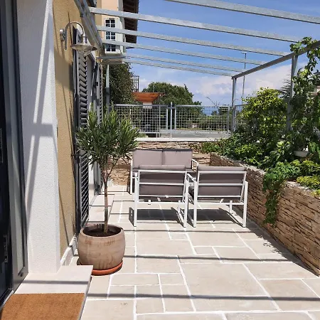 Krista Appartement